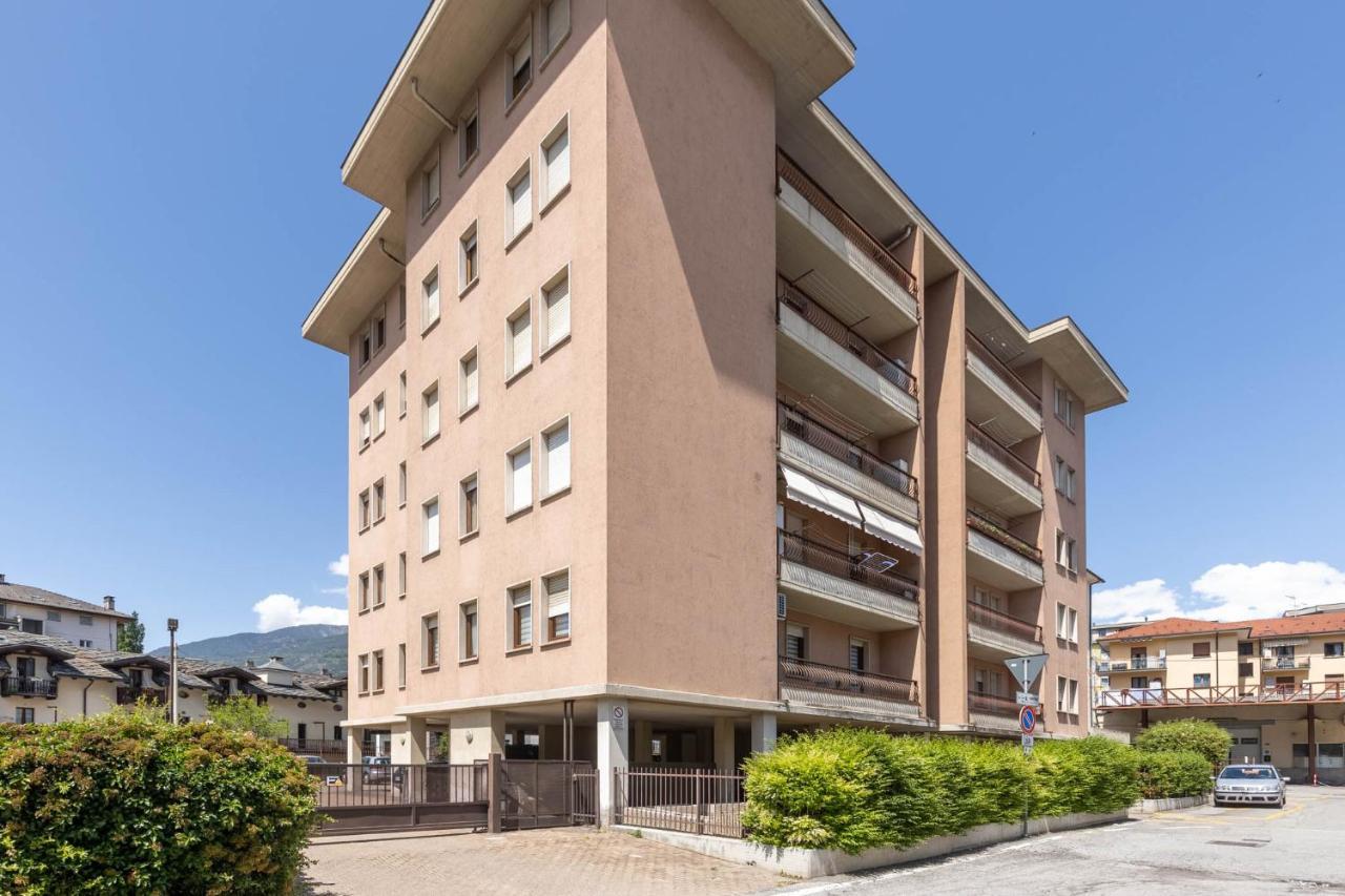 Casa Vacanze- Debra Aosta Exterior photo