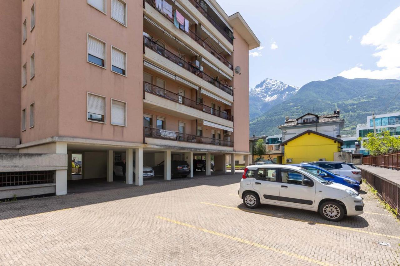 Casa Vacanze- Debra Aosta Exterior photo